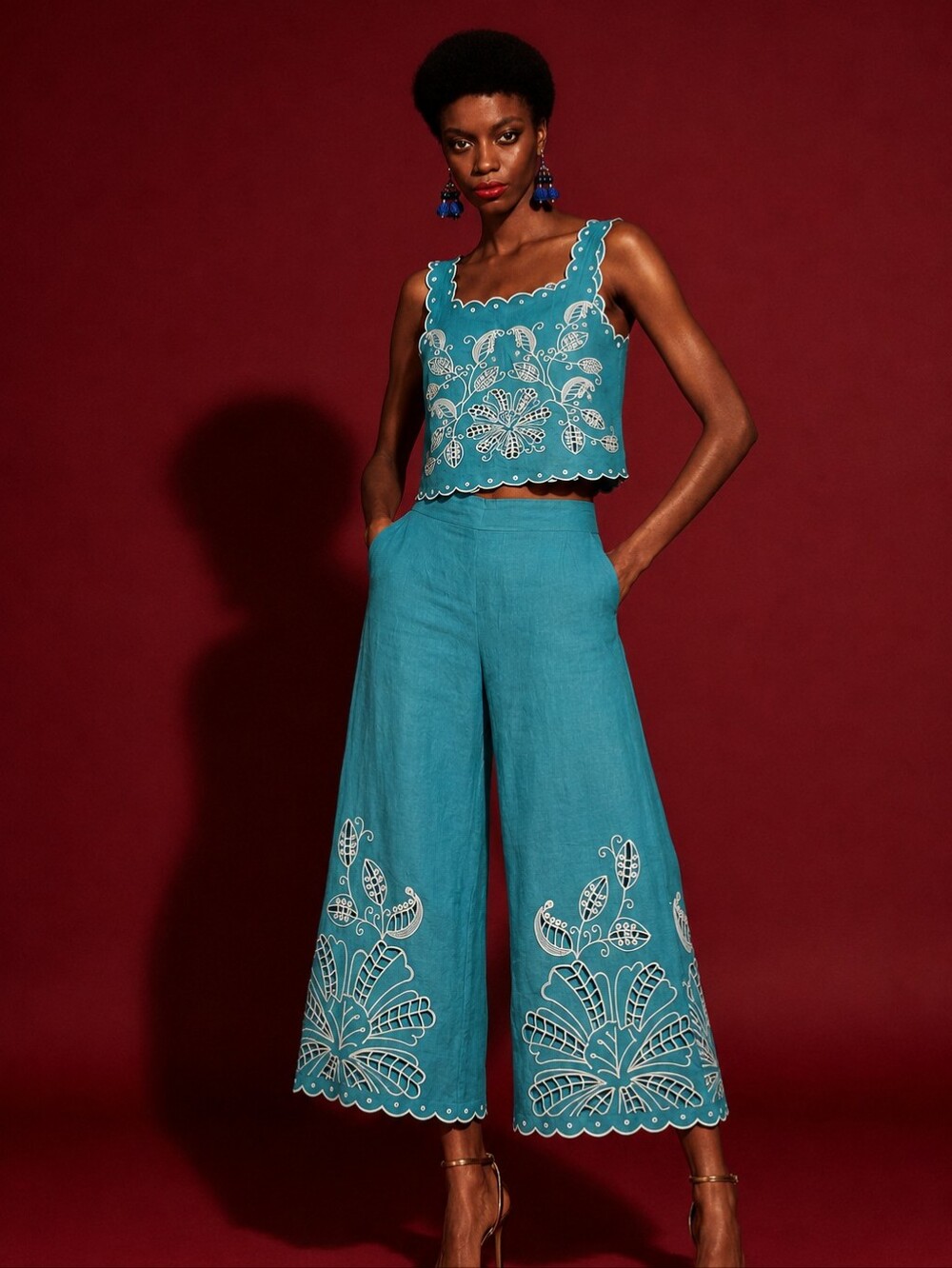 Christian Siriano Linen Embroidered High Waisted Wide-Leg Jumpsuit Set Beachy S